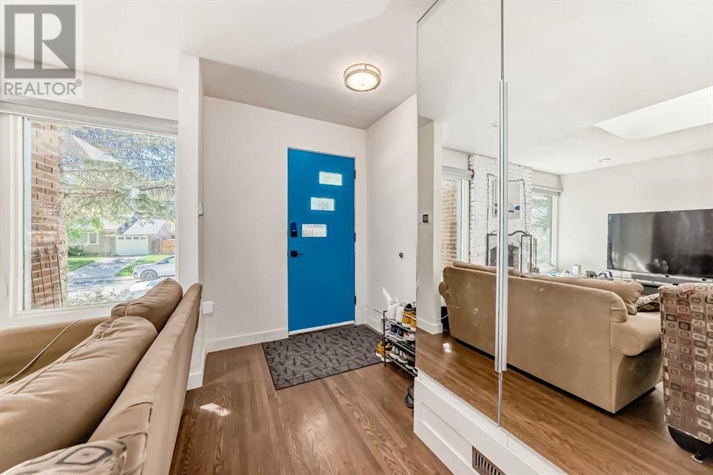Property at 36 Hooke Road SW image 3