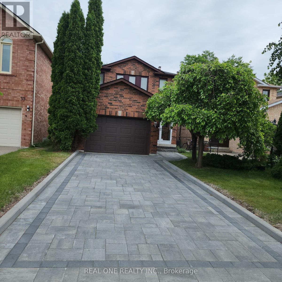 Property at 31 COUGAR COURT image 1