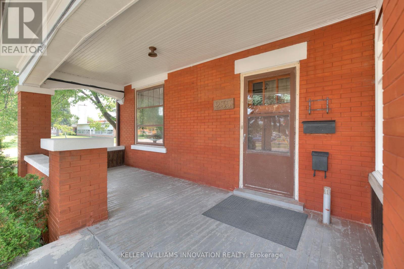 Property at 235 HOFFMAN STREET image 5