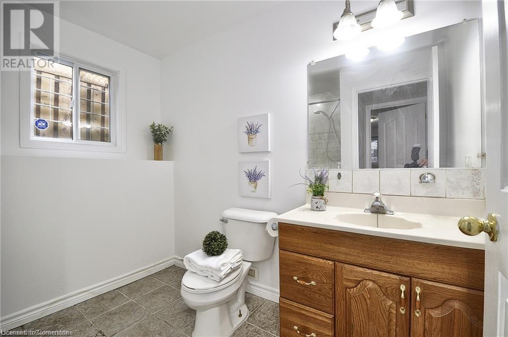 Photo 28 of 47 for 830 Railton Avenue