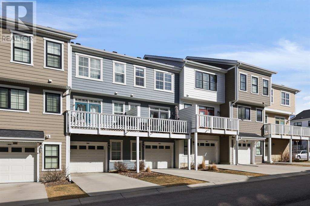 Property at 78 Sherwood Row NW image 2