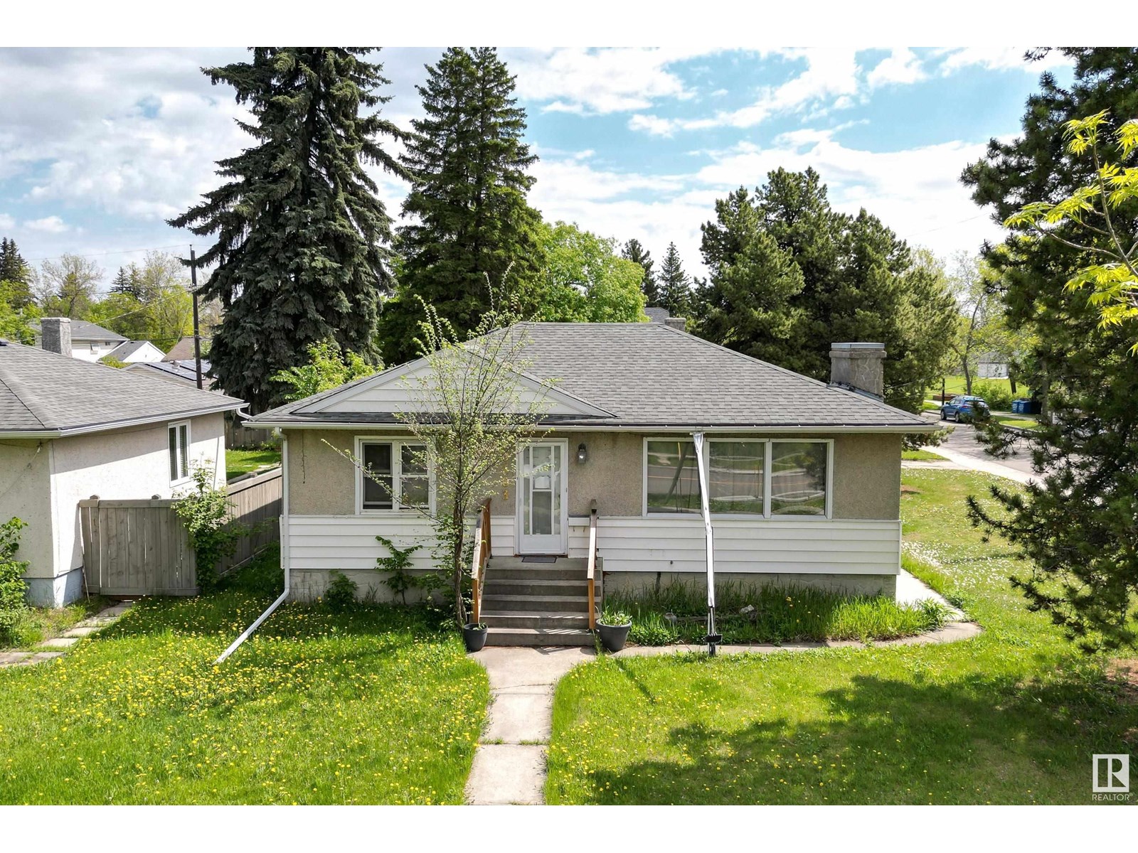Property at 10403 10407 144 ST NW image 4