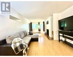 312 9880 Manchester Drive, Burnaby, Ca