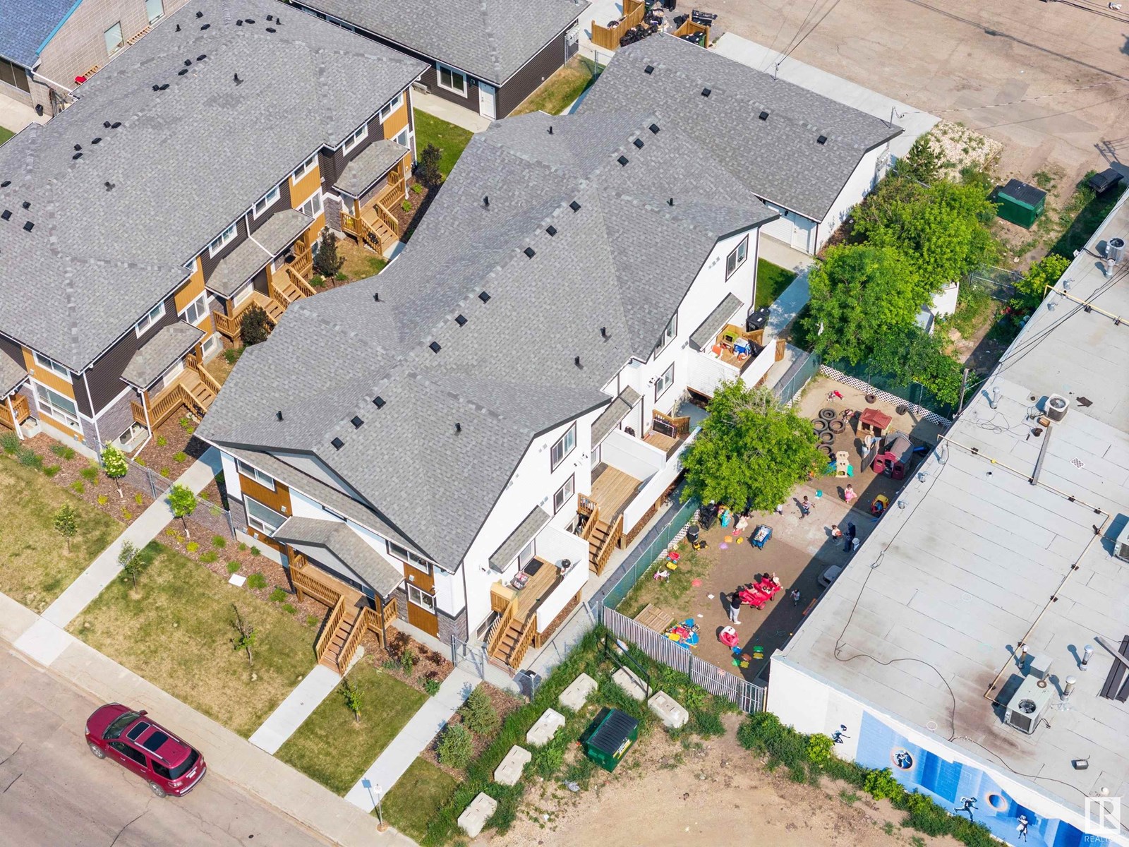15812 100a Av Nw, Edmonton, Alberta  T5P 0L8 - Photo 5 - E4442532
