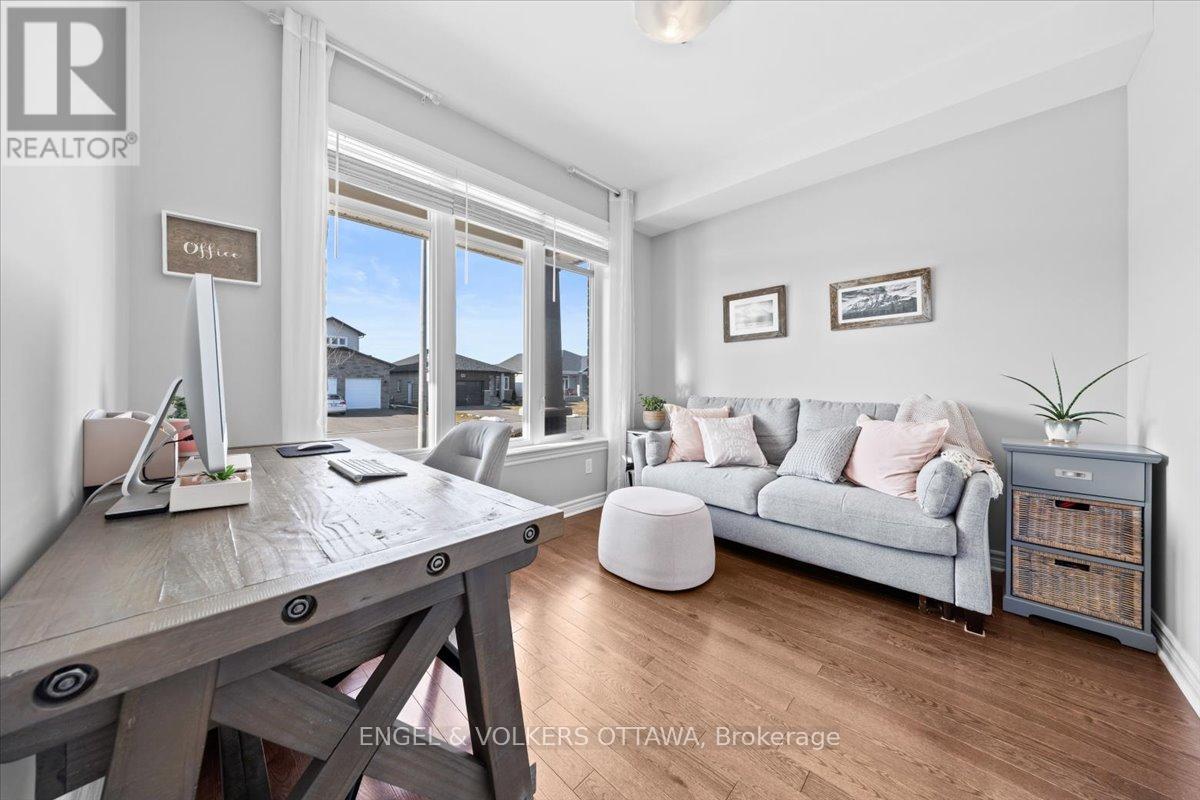 Property at 202 PIONEER ROAD image 3