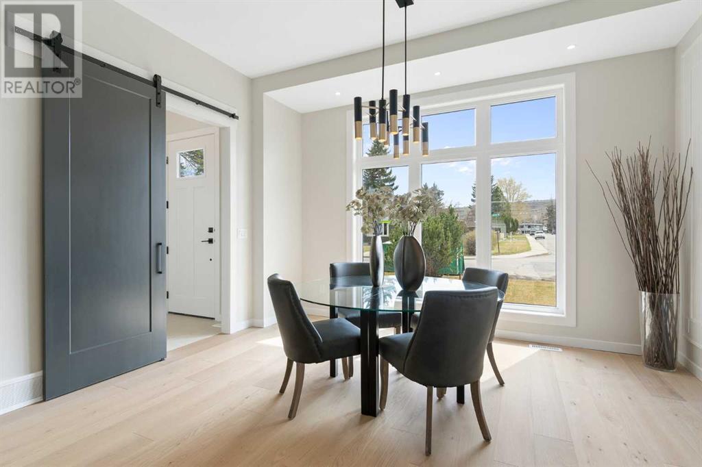 Property at 7522 39 Avenue NW image 4