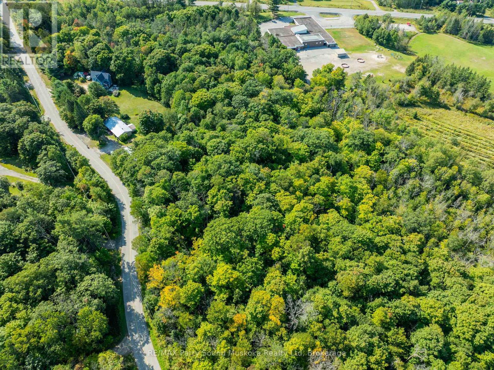 14 Burnside Bridge Road, Mcdougall, Ontario  P2A 2W9 - Photo 11 - X12221865