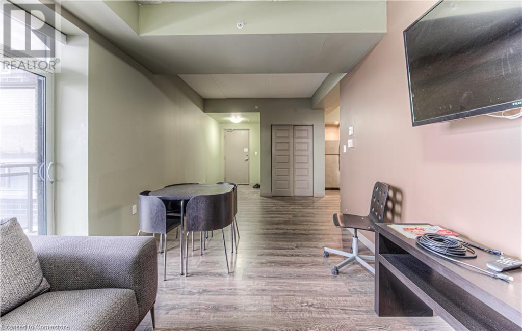 8 Hickory Street W Unit# 401, Waterloo, Ontario  N2L 3H6 - Photo 11 - 40738933