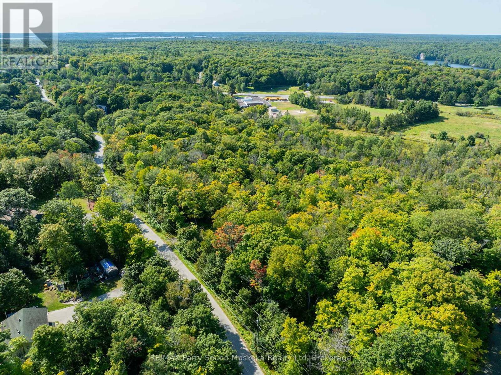 18 Burnside Bridge Road, Mcdougall, Ontario  P2A 2W9 - Photo 10 - X12221870