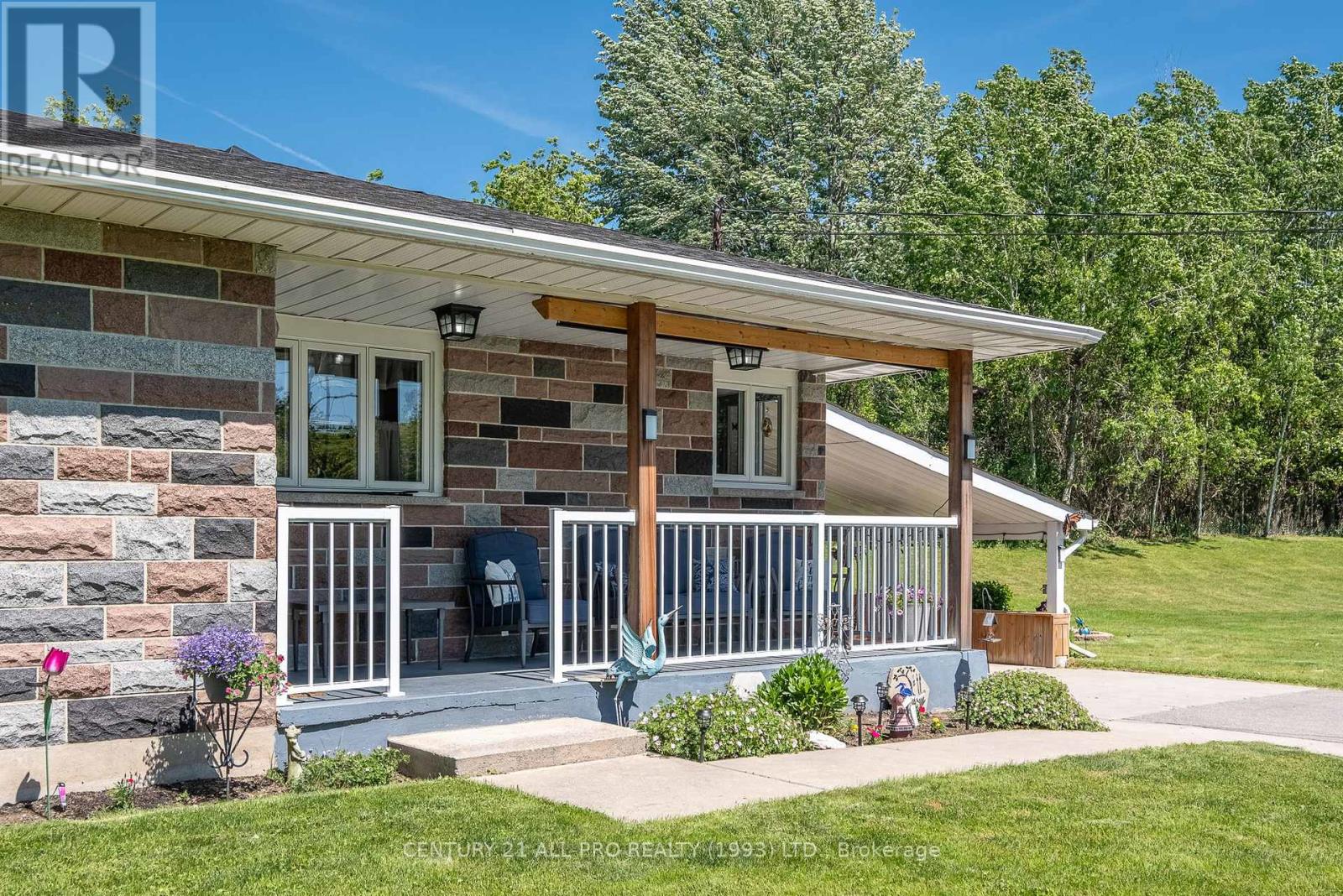 670 William Street, Cobourg, Ontario  K9A 3A5 - Photo 9 - X12210528