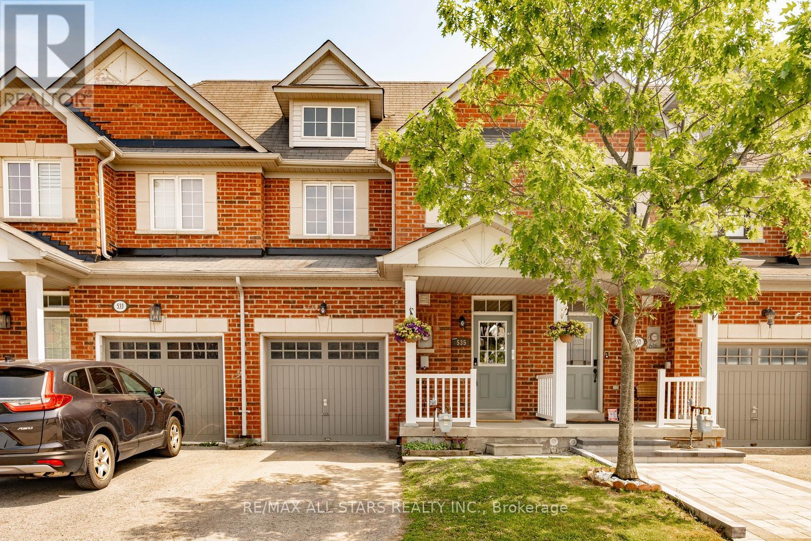 Property at 535 REEVES WAY BOULEVARD image 2