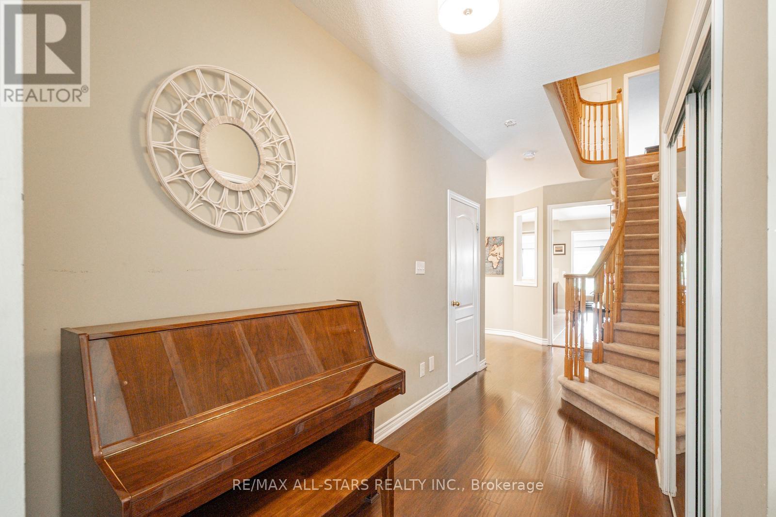 Property at 535 REEVES WAY BOULEVARD image 5