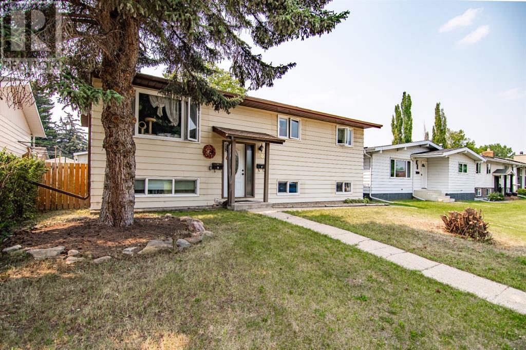 Property at 44 Oyen Crescent image 2