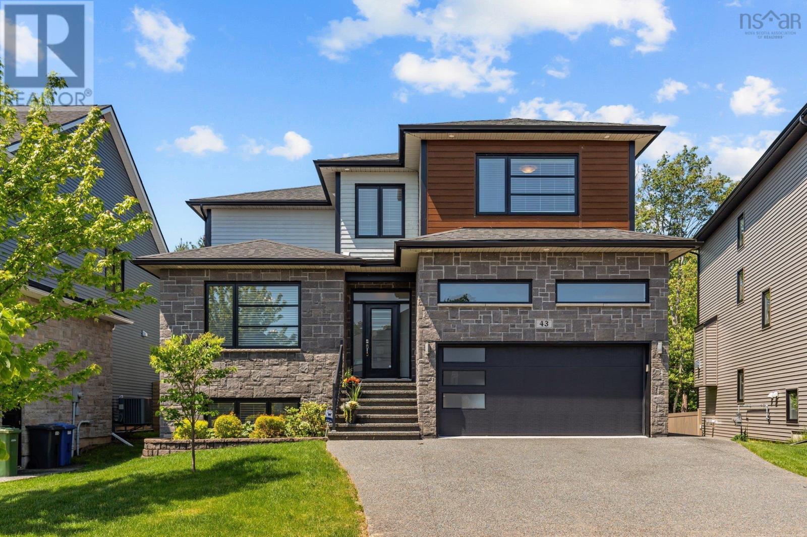 Property at 43 Crownridge Drive image 1