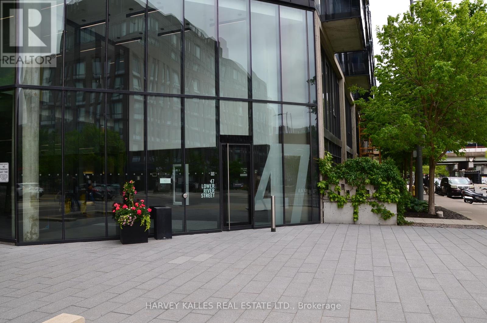 526 - 47 Lower River Street, Toronto (Moss Park), Ontario  M5A 0G1 - Photo 2 - C12221999