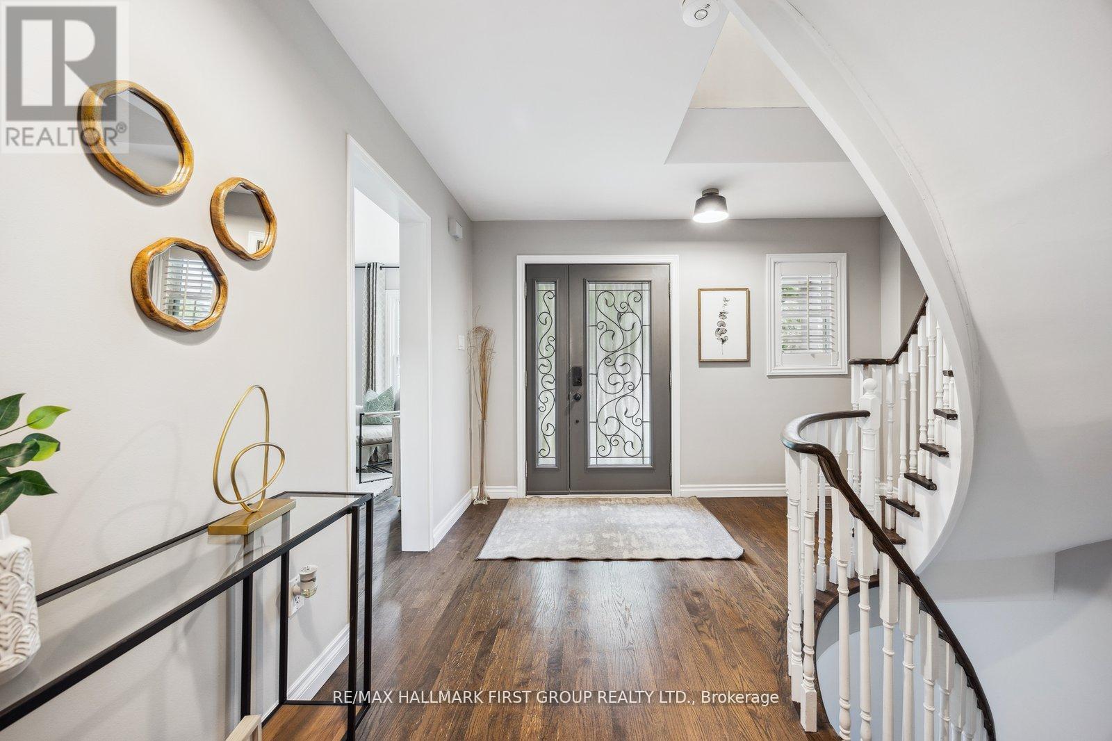 Property at 40 CENTRE ROAD image 3