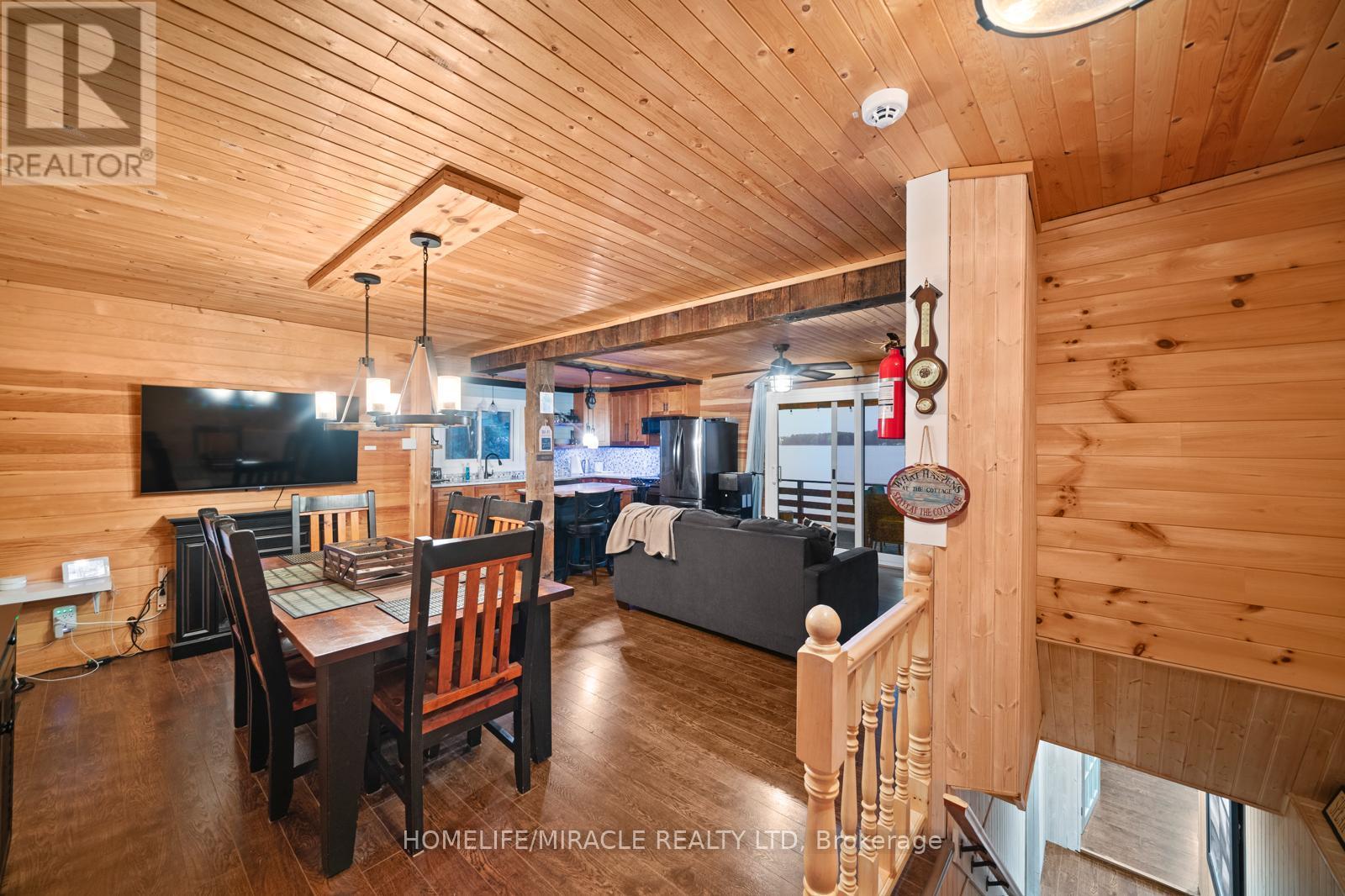 11278 Loyalist Parkway, Prince Edward County, Ontario  K0K 2T0 - Photo 9 - X12221986