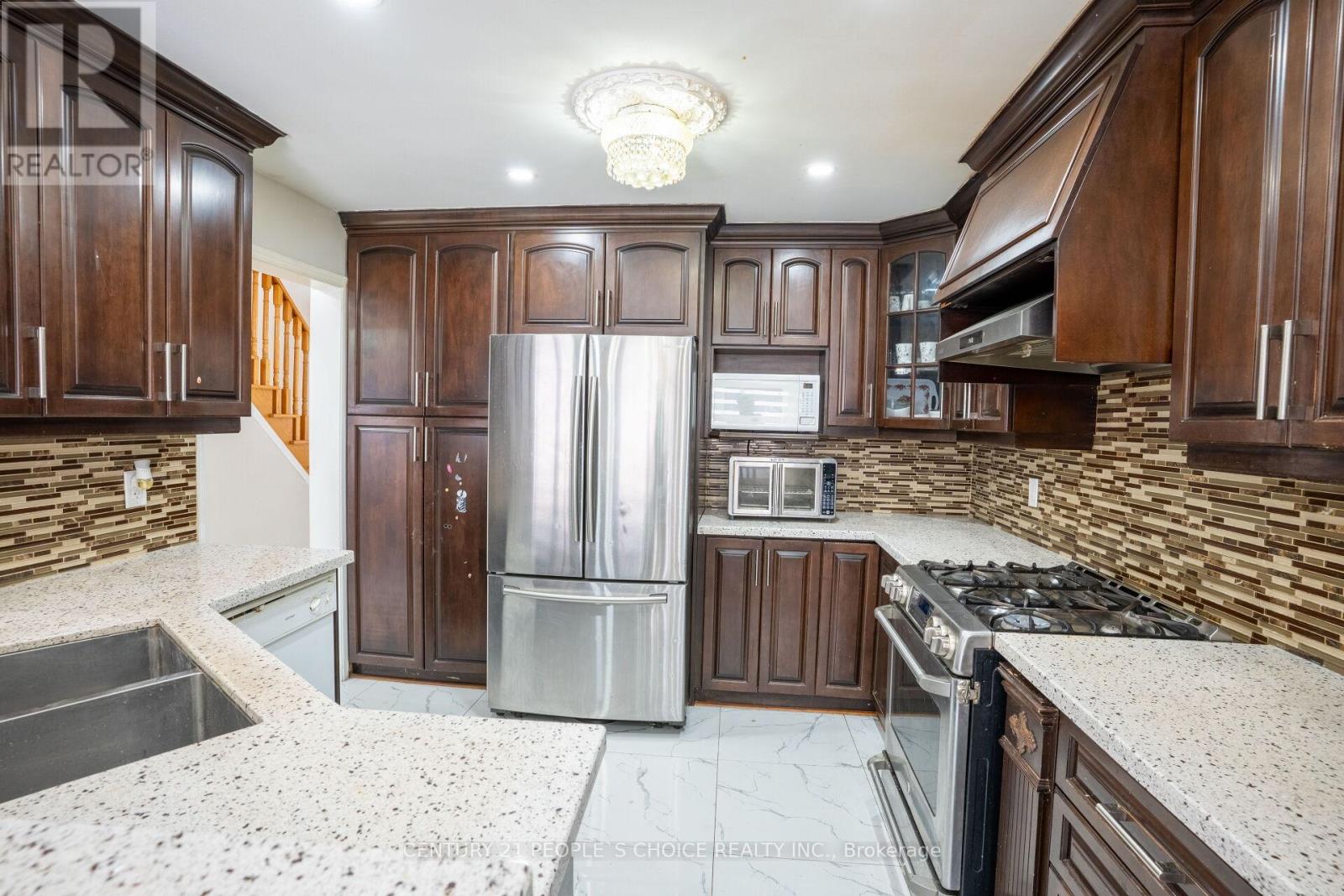 3 Citronella Lane, Brampton, Ontario L6R 3E1 - Photo 17 - W12221821