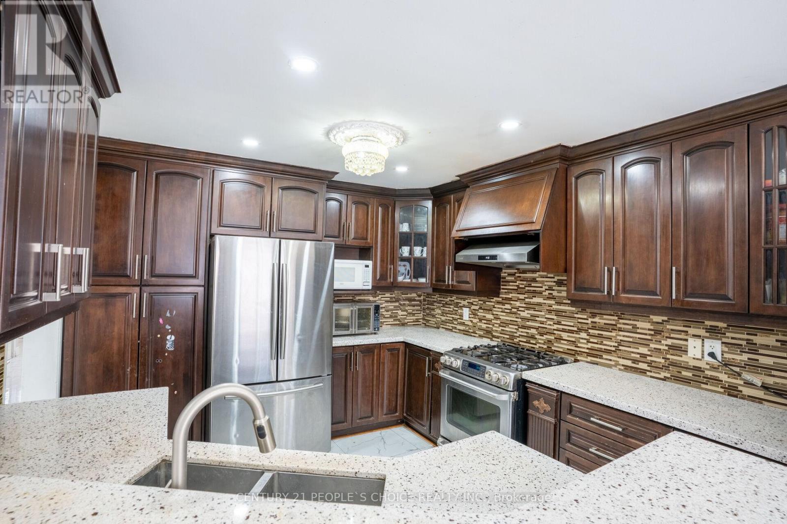 3 Citronella Lane, Brampton, Ontario L6R 3E1 - Photo 20 - W12221821