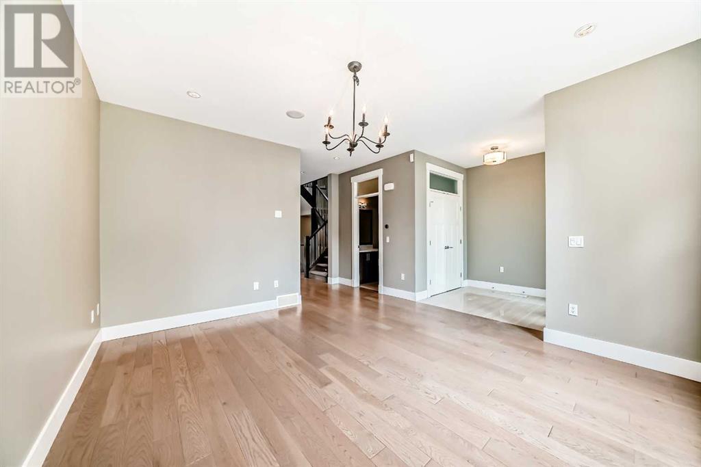 Property at 2117 51 Avenue SW image 4