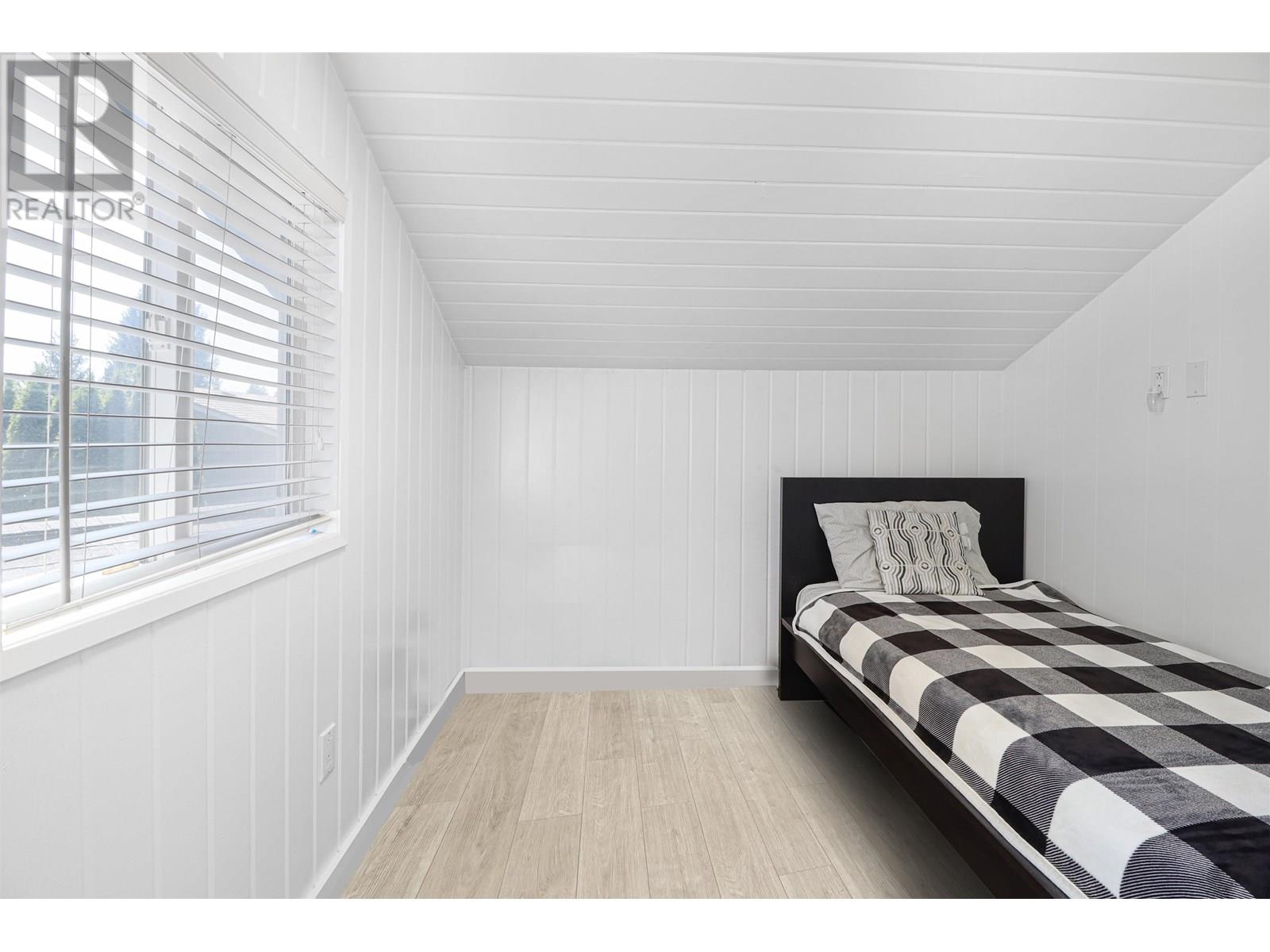 1225 Foster Avenue, Coquitlam, British Columbia  V3J 2M8 - Photo 26 - R3007391
