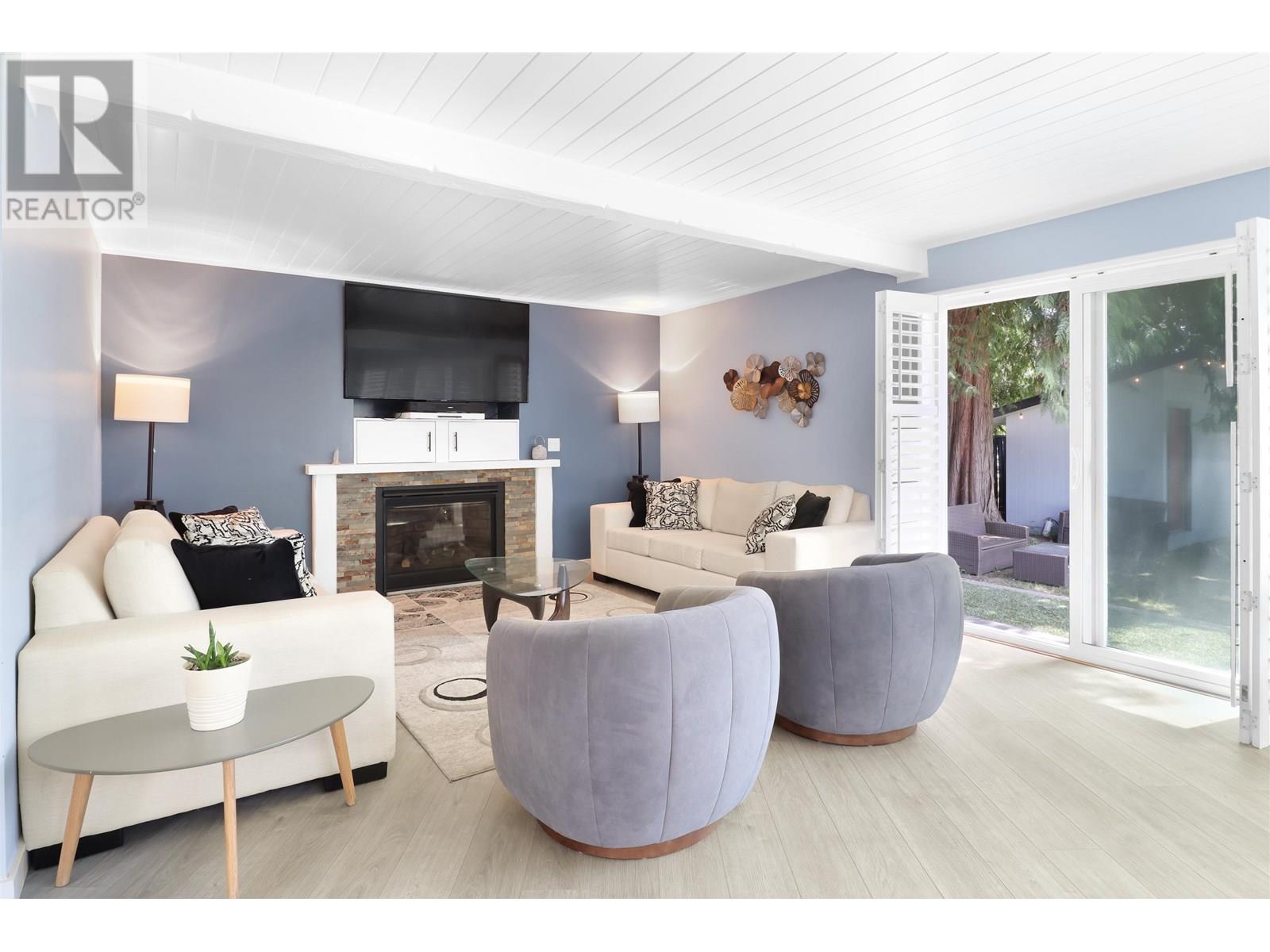 Property at 1225 FOSTER AVENUE image 4