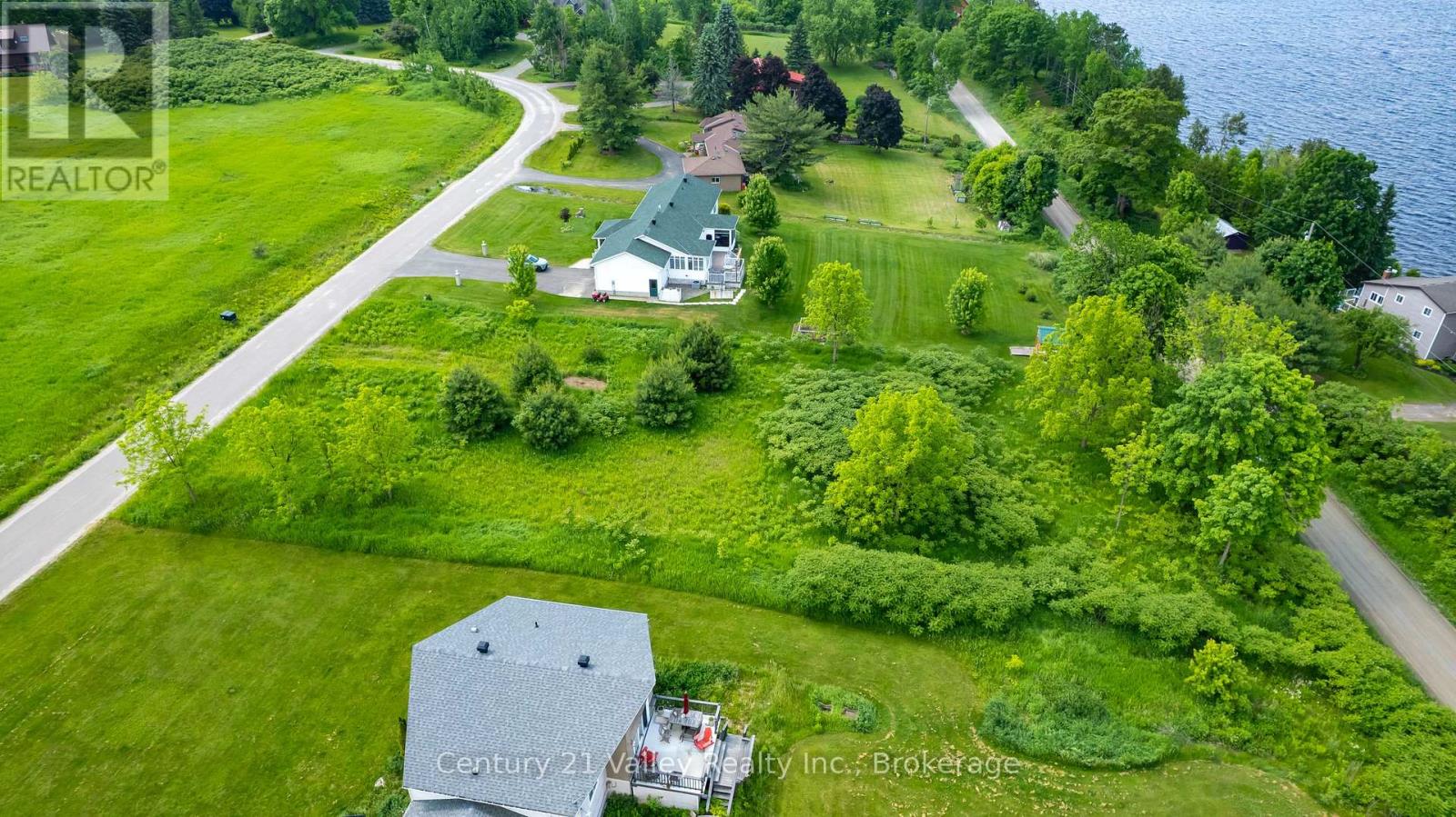 50 Spindle Drift Road, Greater Madawaska, Ontario  K0J 1H0 - Photo 22 - X12222071