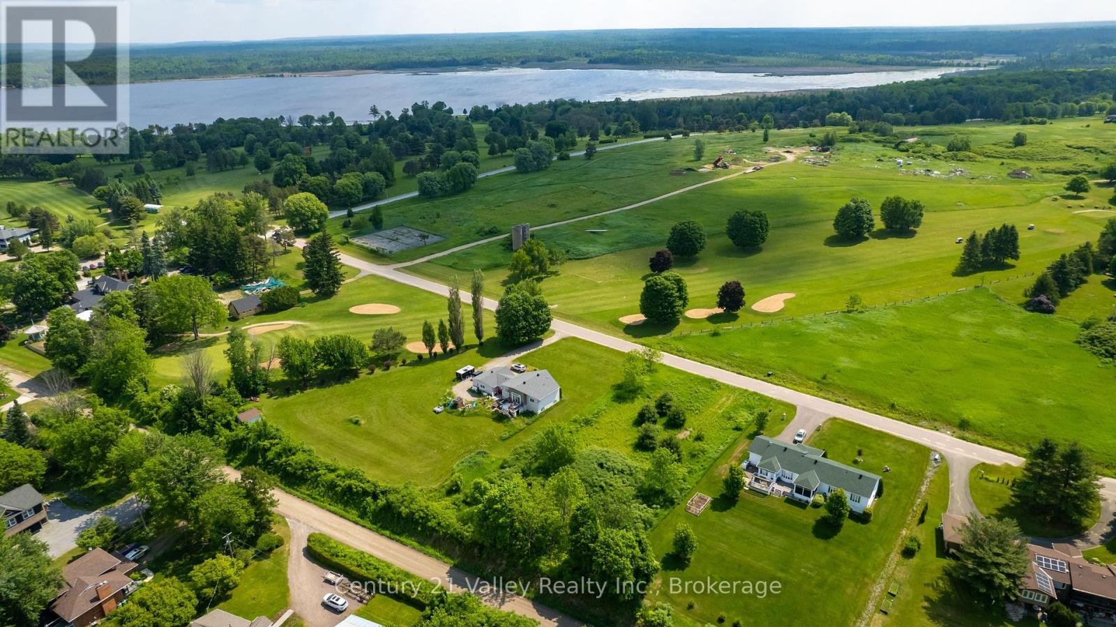 50 Spindle Drift Road, Greater Madawaska, Ontario  K0J 1H0 - Photo 4 - X12222071