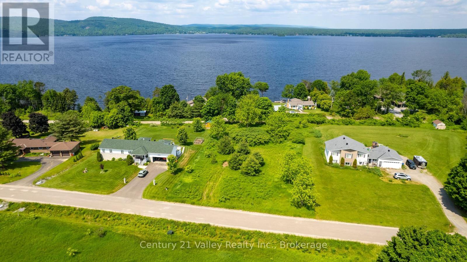 50 Spindle Drift Road, Greater Madawaska, Ontario  K0J 1H0 - Photo 49 - X12222071