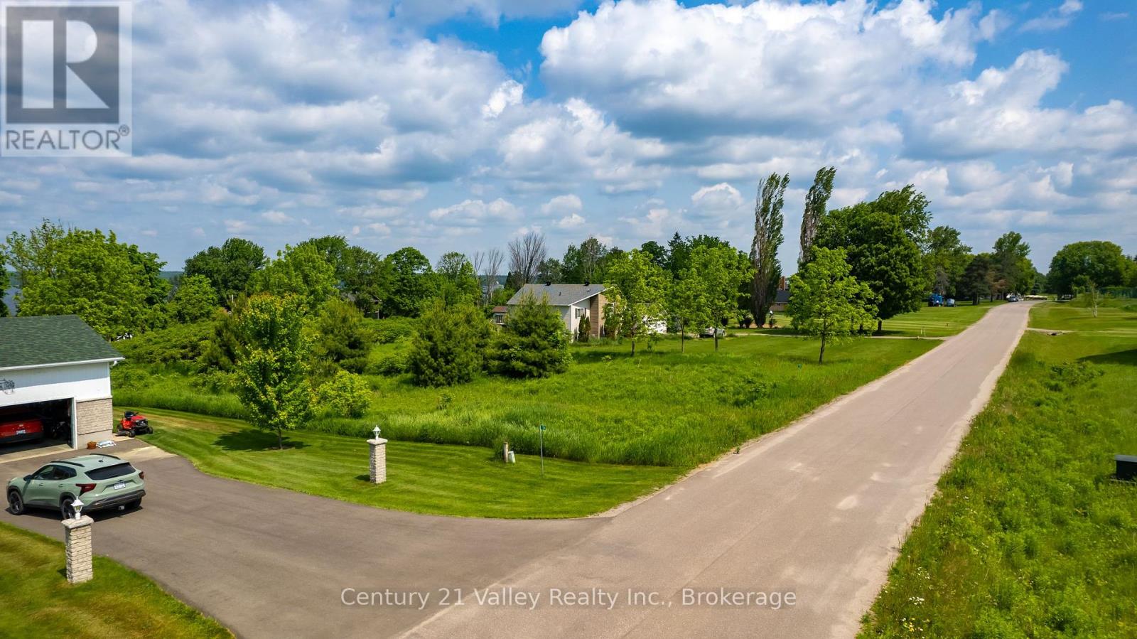 50 Spindle Drift Road, Greater Madawaska, Ontario  K0J 1H0 - Photo 8 - X12222071