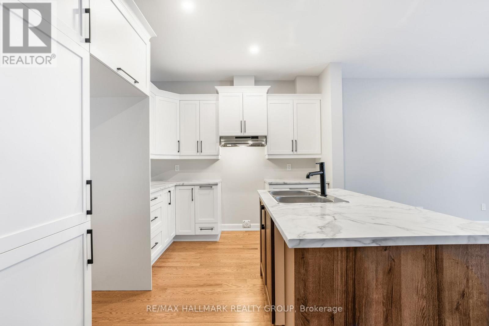 319 Zakari Street, Casselman, Ontario  K0A 1M0 - Photo 11 - X12222084