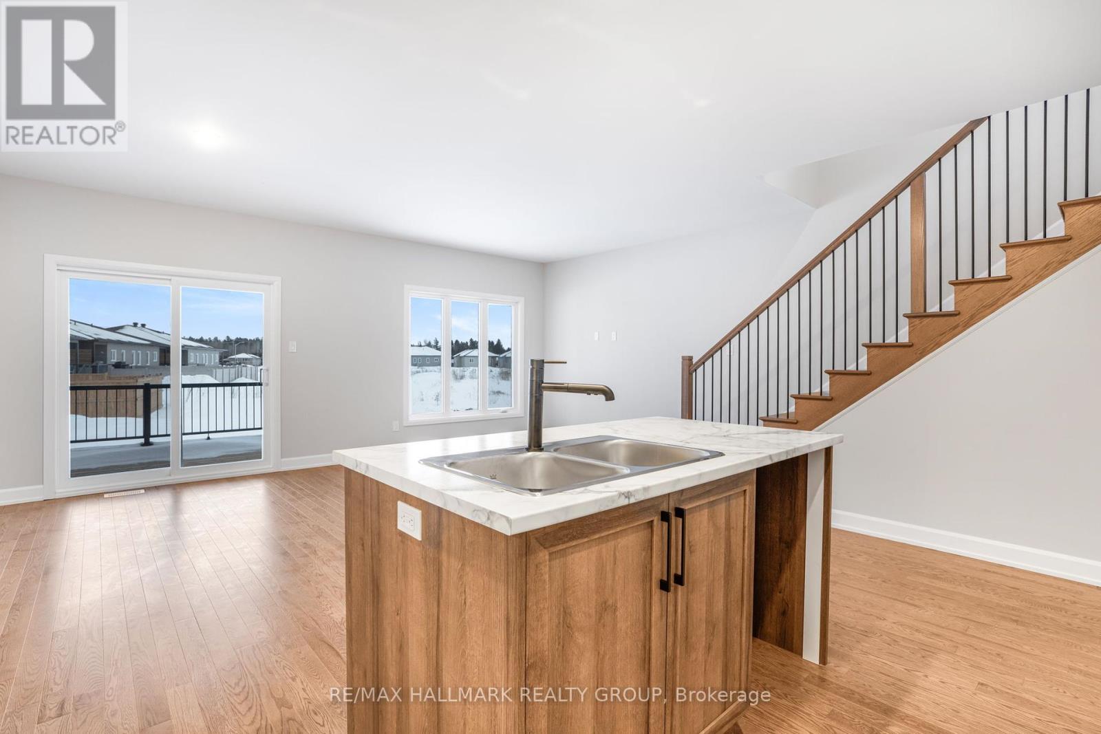 319 Zakari Street, Casselman, Ontario  K0A 1M0 - Photo 15 - X12222084