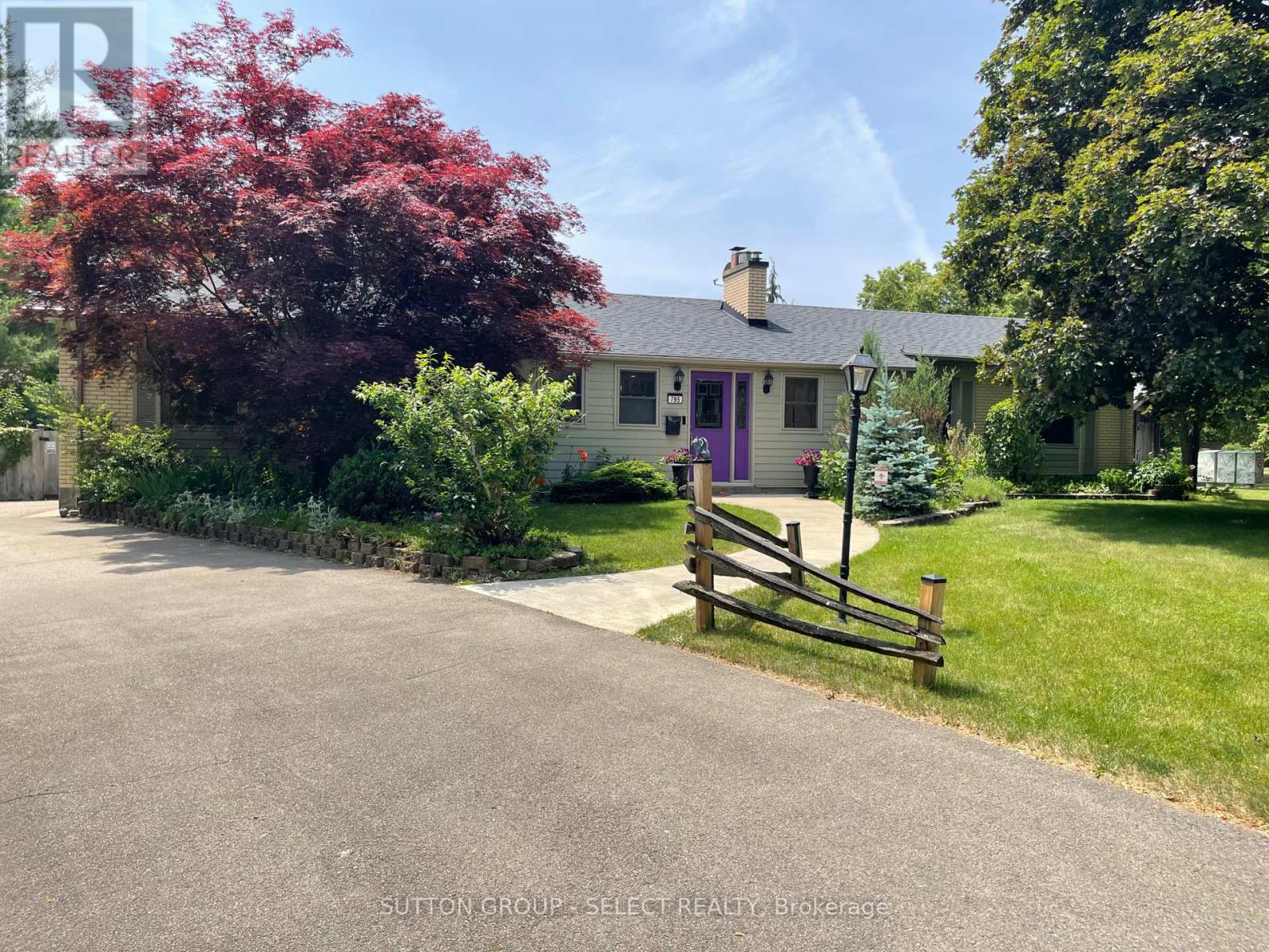 Property at 795 HEADLEY DRIVE image 1