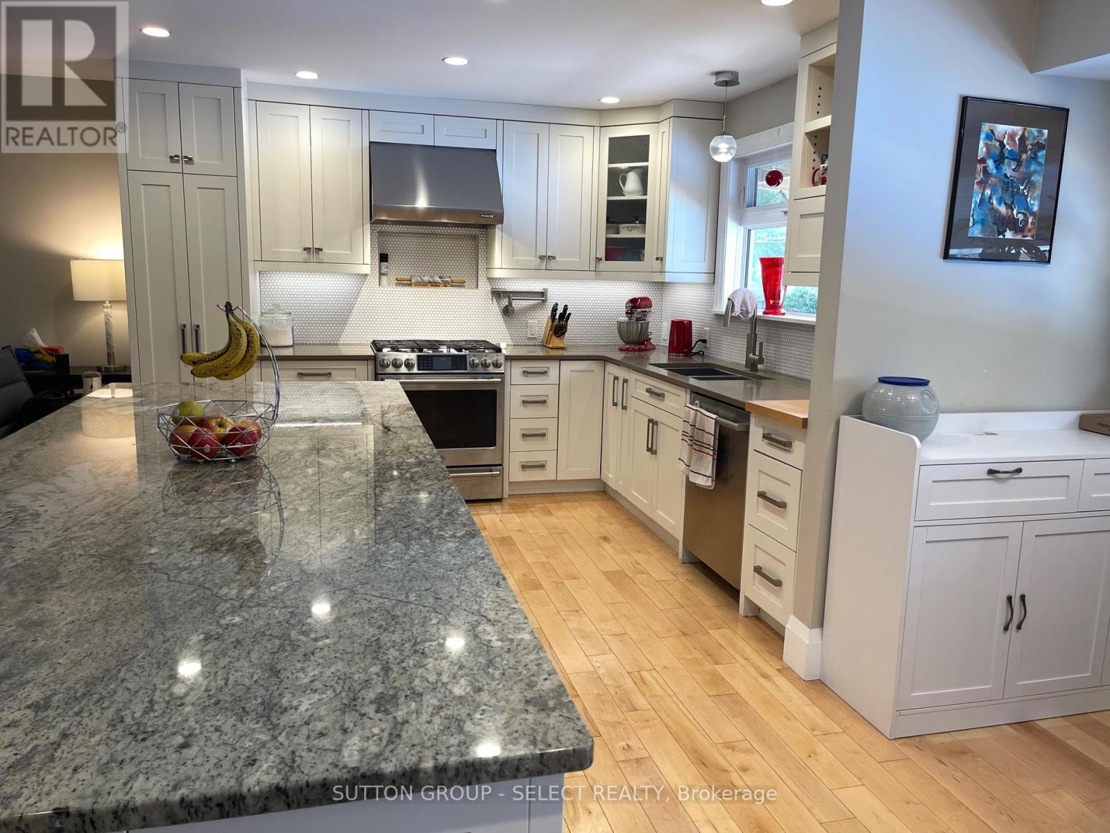 Property at 795 HEADLEY DRIVE image 5