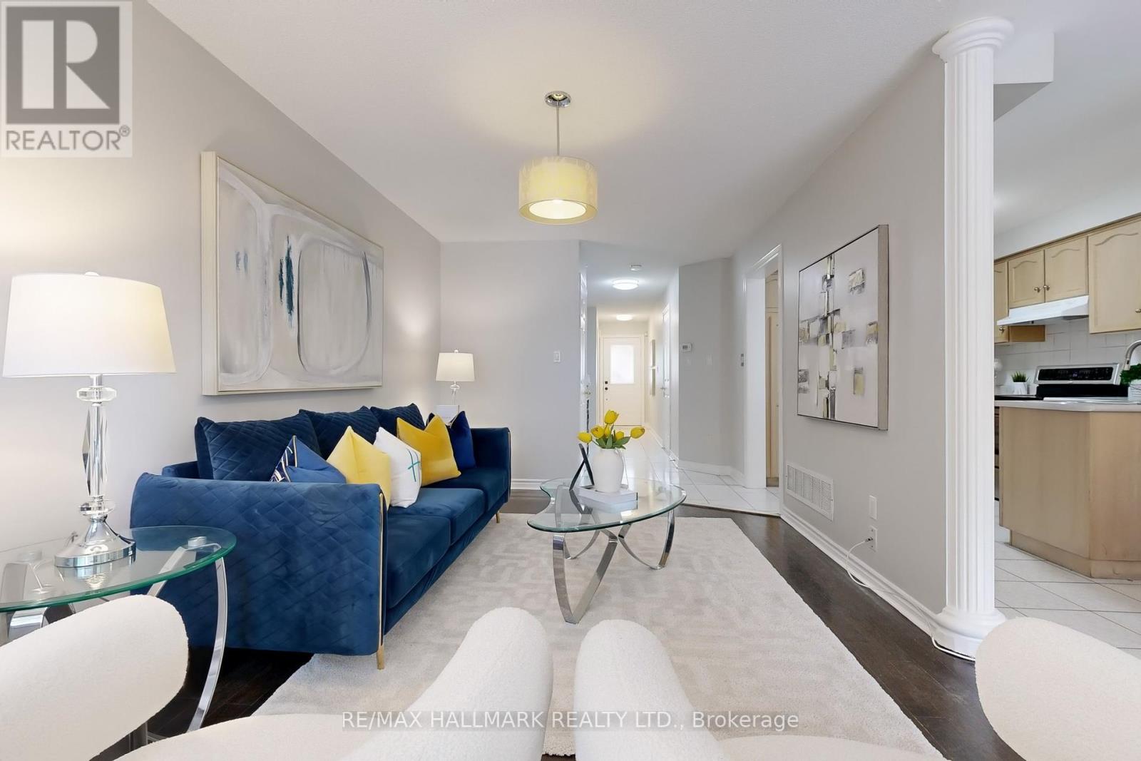Property at 137 KIMONO CRESCENT image 5