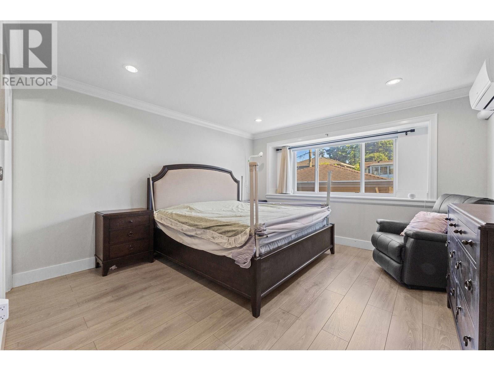 4142 Manor Street, Burnaby, British Columbia  V5G 1B1 - Photo 10 - R3013453