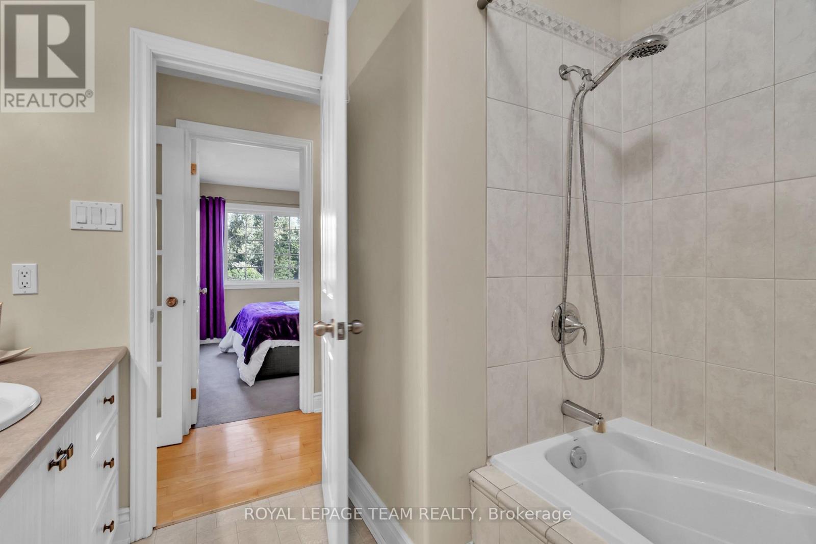 5705 Lombardy Drive, Ottawa, Ontario  K0A 2W0 - Photo 21 - X12222141