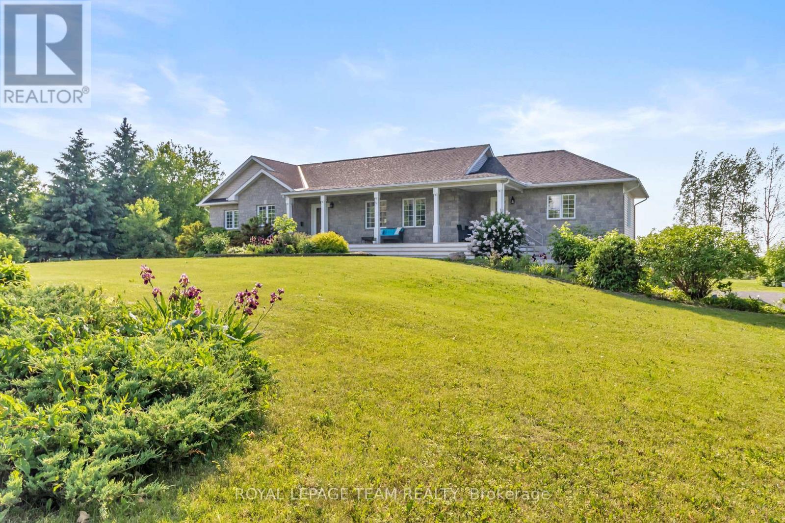 5705 Lombardy Drive, Ottawa, Ontario  K0A 2W0 - Photo 42 - X12222141
