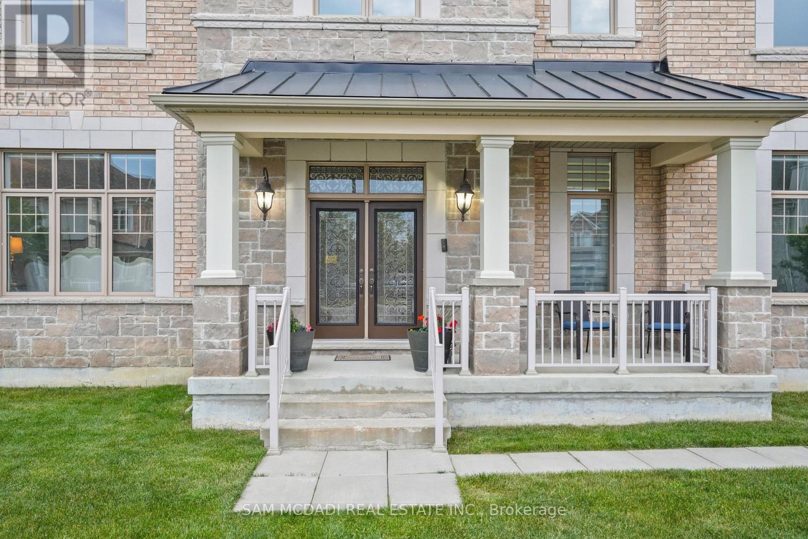 Property at 11 BURLWOOD ROAD image 4