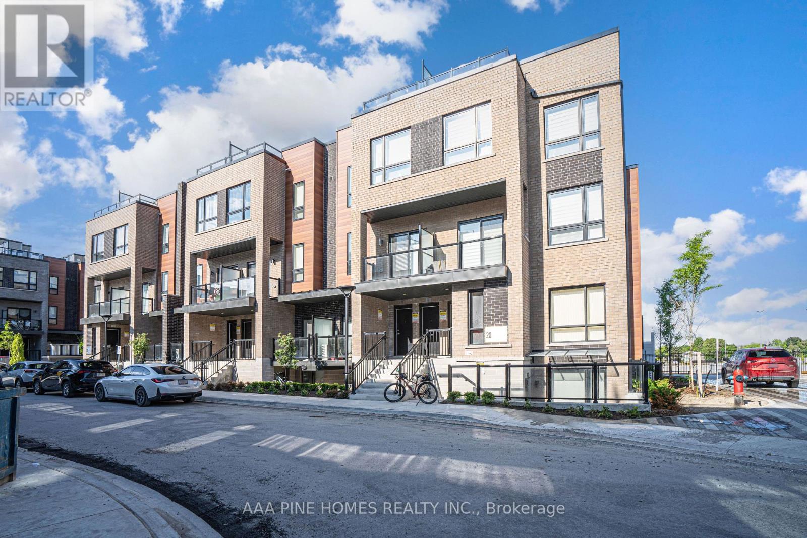 Property at #4 - 20 LYTHAM GREEN CIRCLE image 1