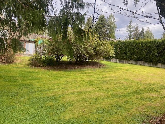 Property at 32614 LAMINMAN AVENUE image 3