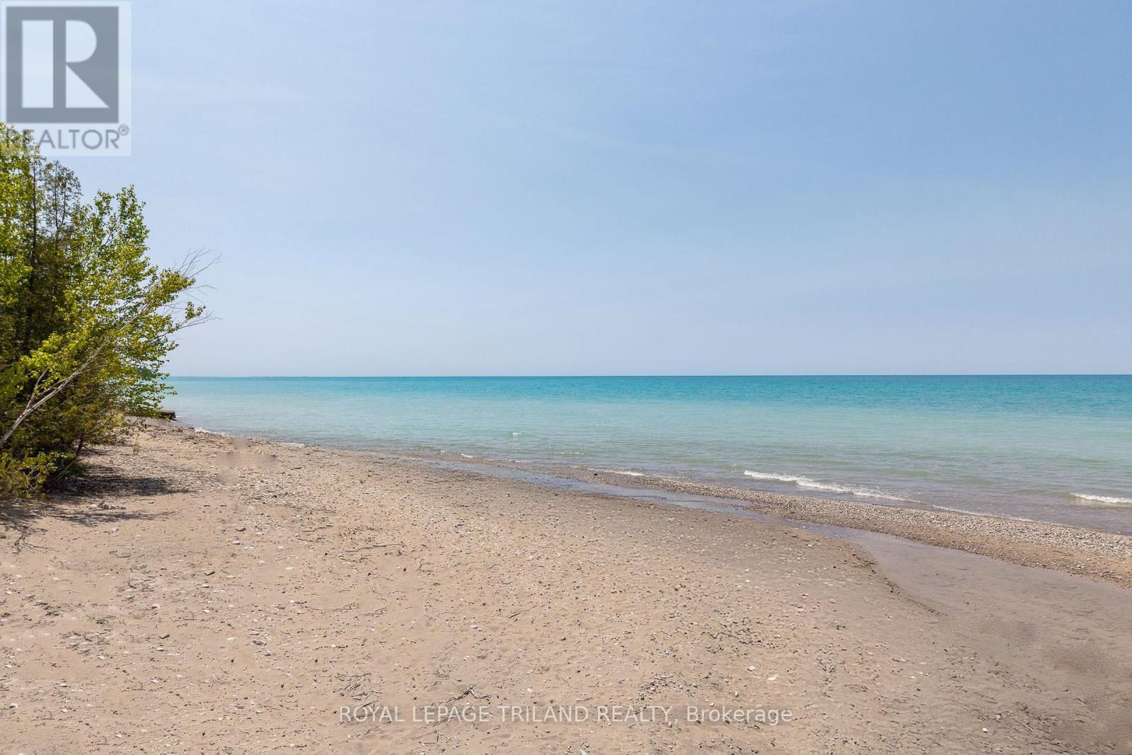 75331 Glitter Bay Crescent, Bluewater (Stanley), Ontario  N0M 1G0 - Photo 12 - X12222159