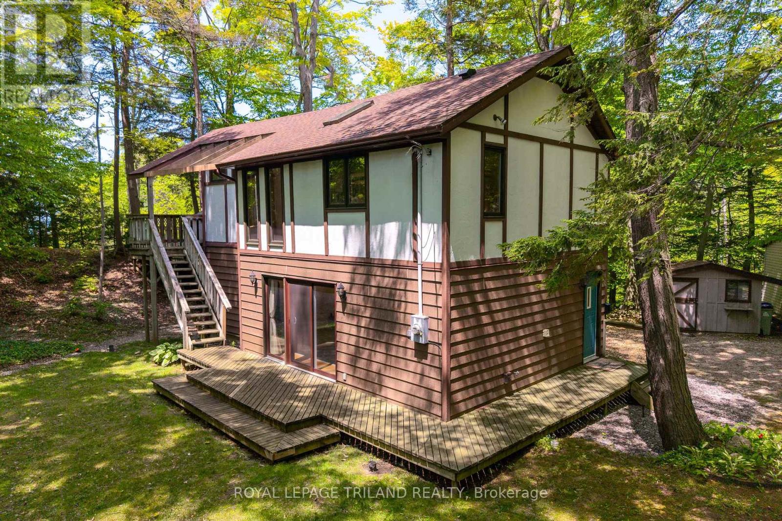 75331 Glitter Bay Crescent, Bluewater, Ontario  N0M 1G0 - Photo 2 - X12222159