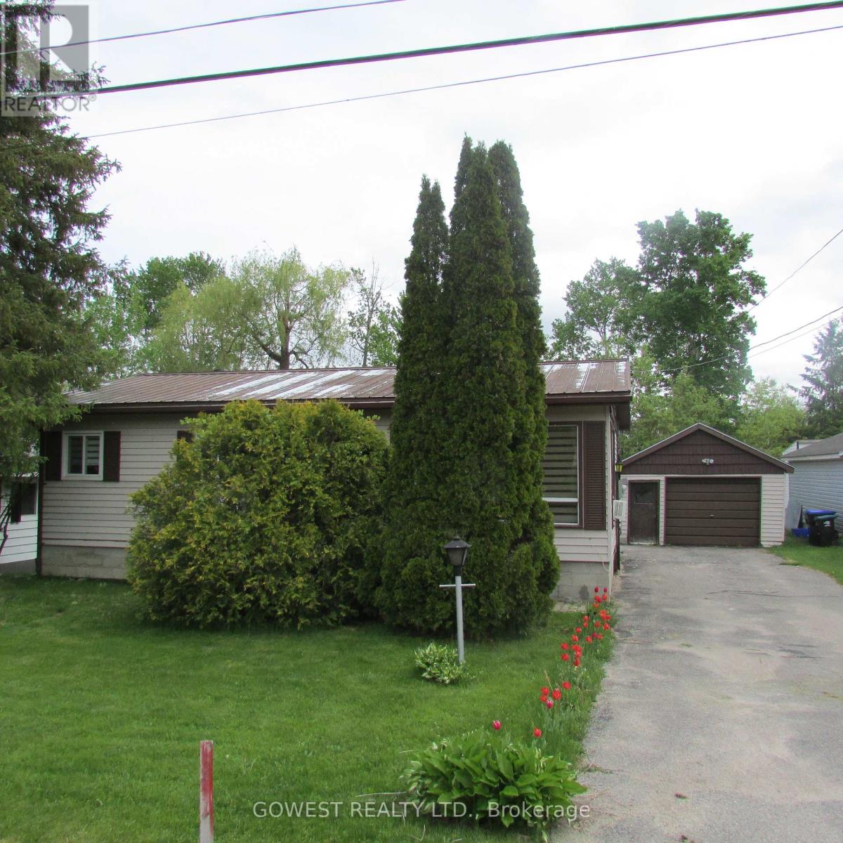 Property at 137 FIRST AVENUE image 3