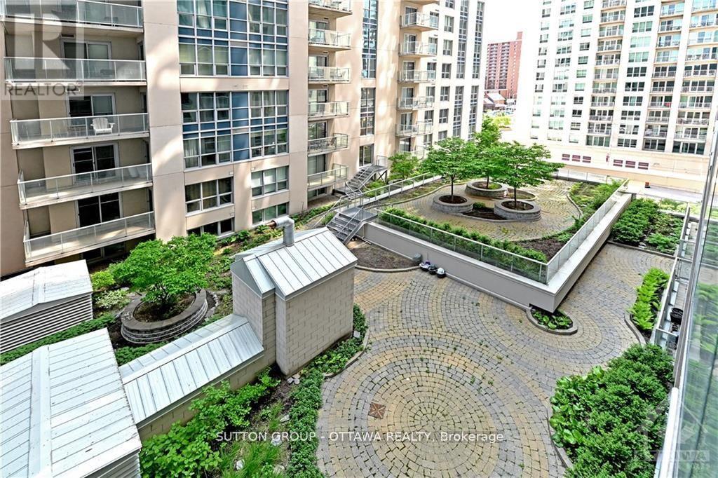 706 - 242 Rideau Street, Ottawa, Ontario  K1N 0B7 - Photo 8 - X12222175
