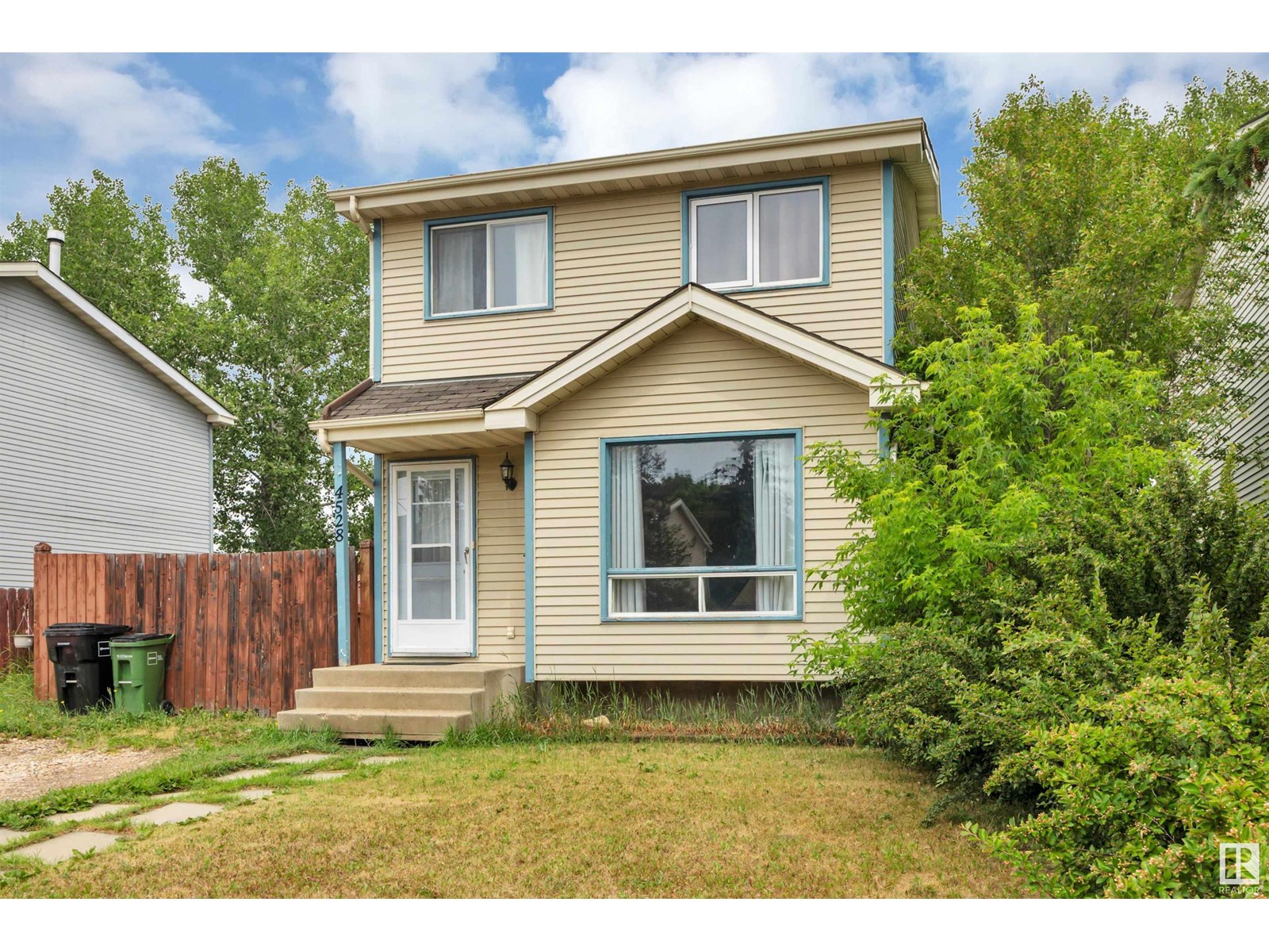 Property at 4528 33A Ave NW NW image 1