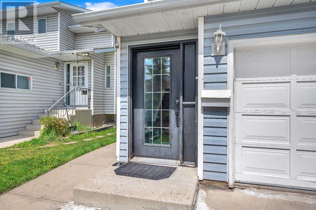 Property at 756 Erin Woods Drive SE image 3
