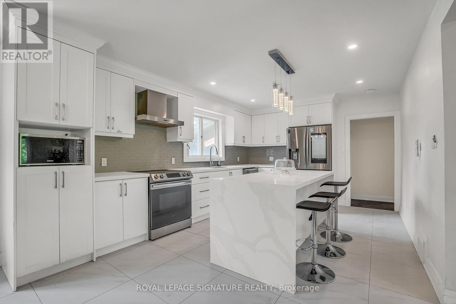 3 Braeburn Boulevard, Toronto (Eglinton East), Ontario  M1J 2P9 - Photo 12 - E12222170