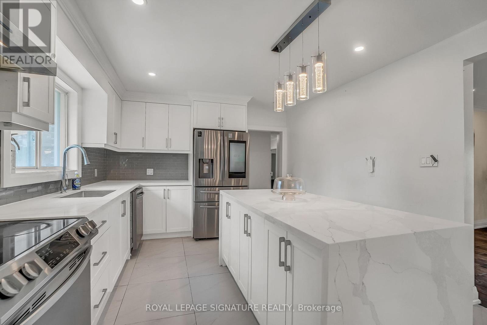 3 Braeburn Boulevard, Toronto (Eglinton East), Ontario  M1J 2P9 - Photo 13 - E12222170