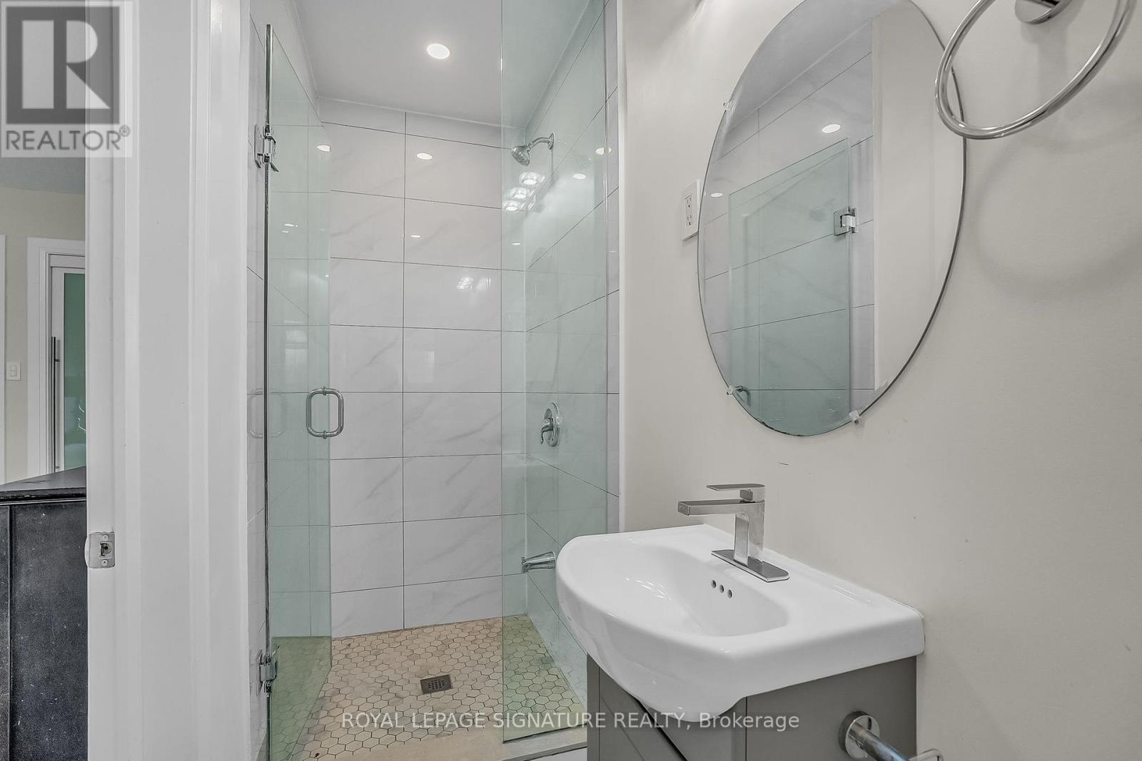3 Braeburn Boulevard, Toronto (Eglinton East), Ontario  M1J 2P9 - Photo 26 - E12222170